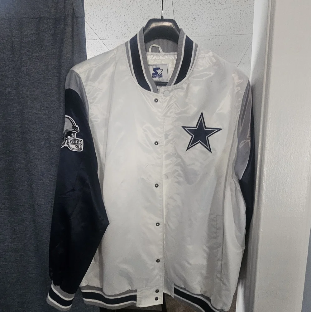 STARTER Dallas Cowboys White and Blue Jacket Excellent Condition. - Picture 1 of 6